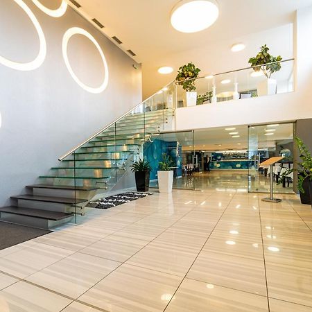 Hotel Ali Baba Humenne Bagian luar foto