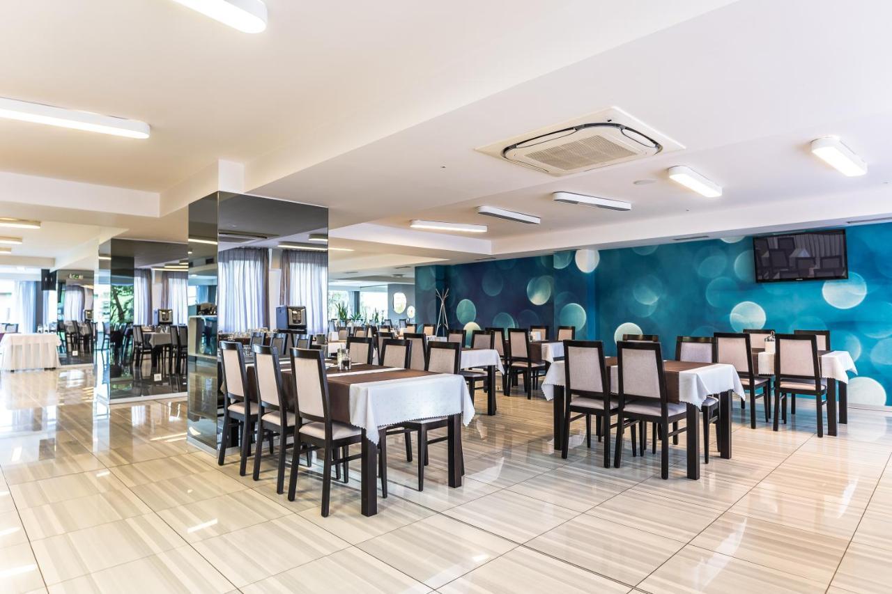Hotel Ali Baba Humenne Bagian luar foto