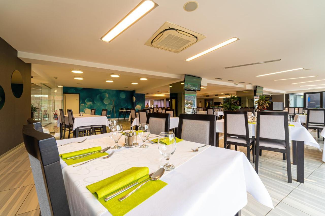 Hotel Ali Baba Humenne Bagian luar foto