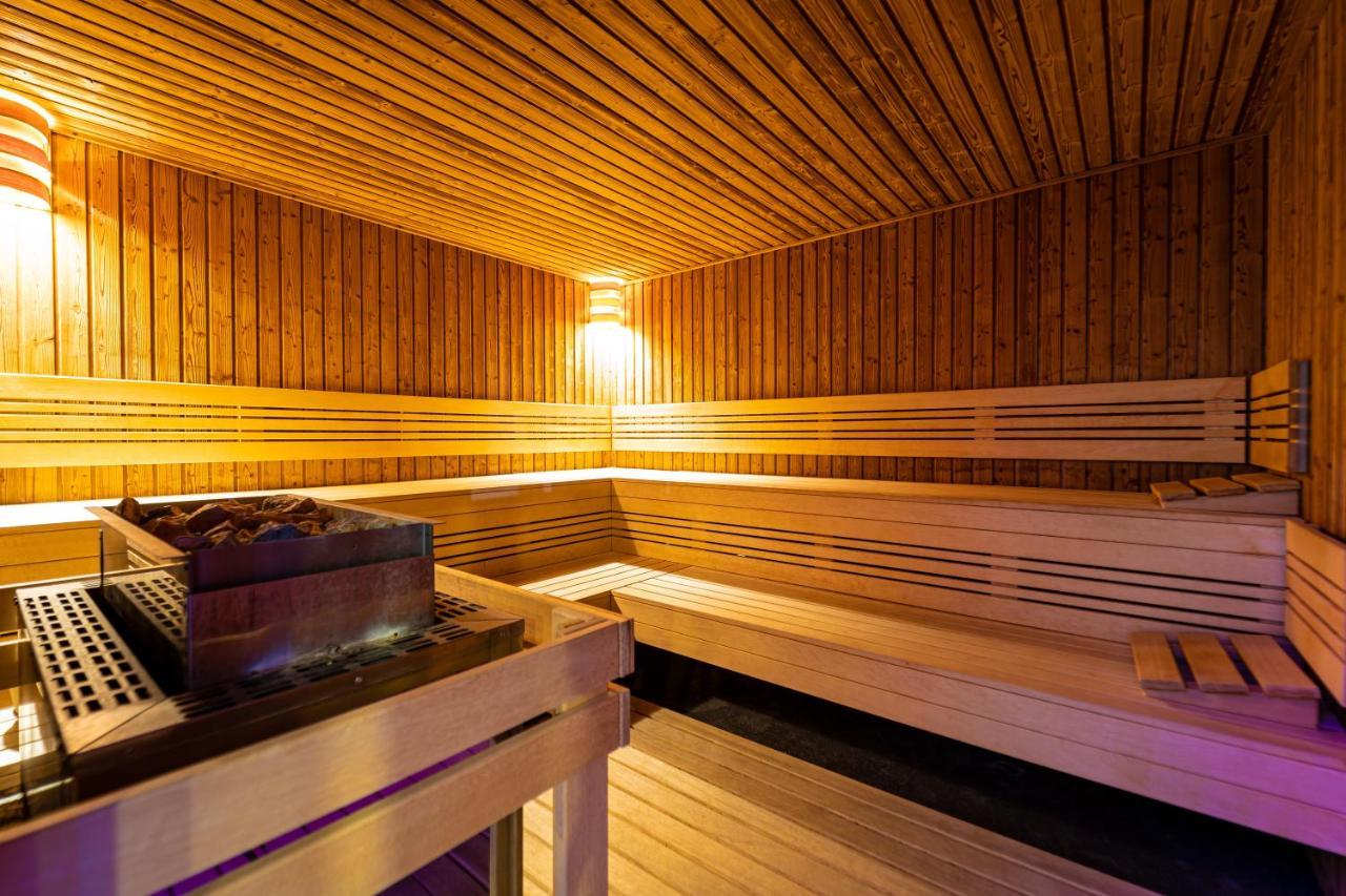 Hotel Ali Baba Humenne Bagian luar foto
